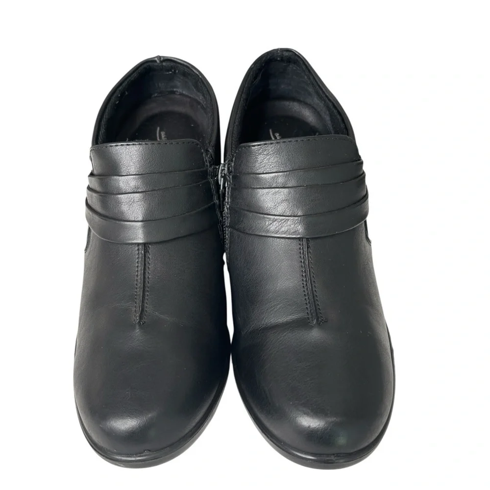 Easy Street Comfort Wave Shoe Bootie Black Block Heel Womens Size 8.5 M VEGAN